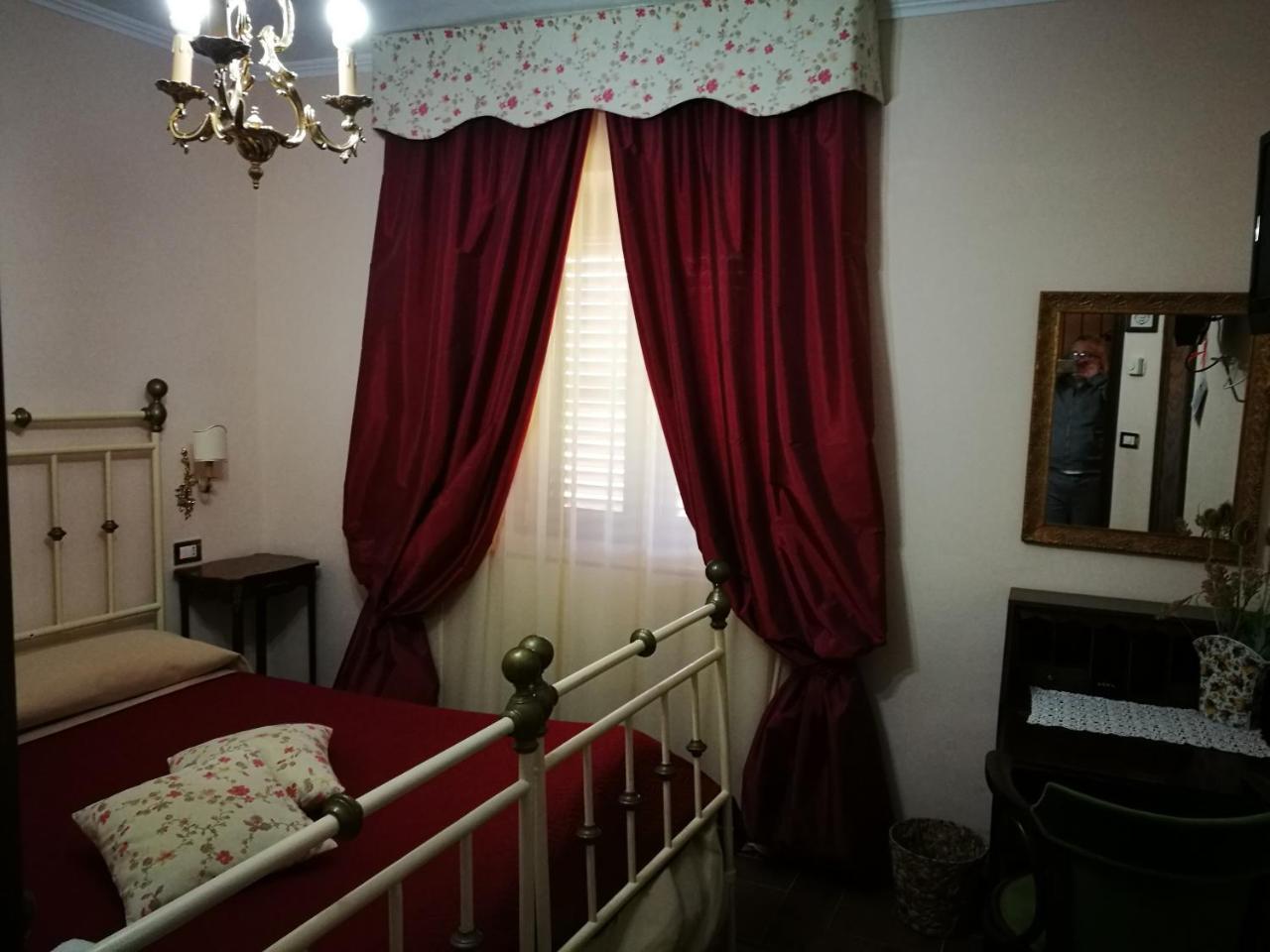 L'Antico Ritrovo Bed & Breakfast Moliterno Exterior photo
